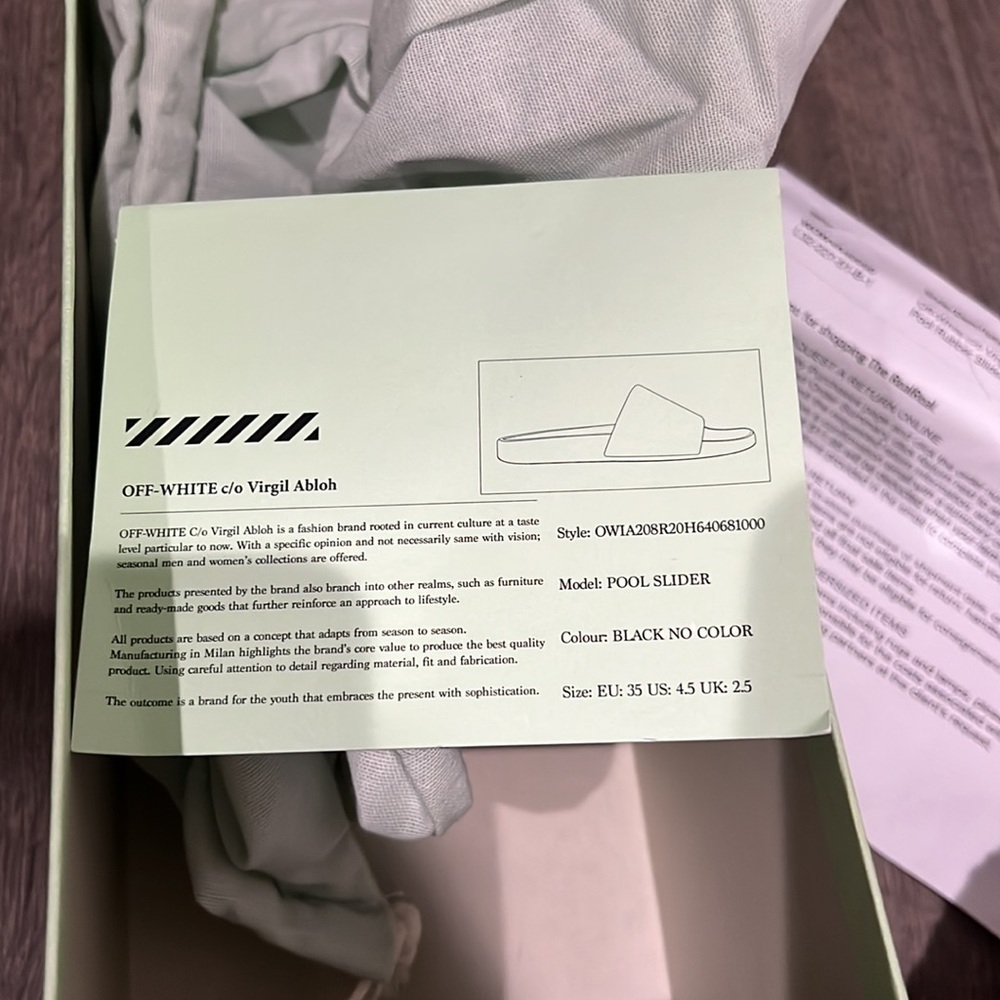 Off white pool slides - Picture 7 of 10